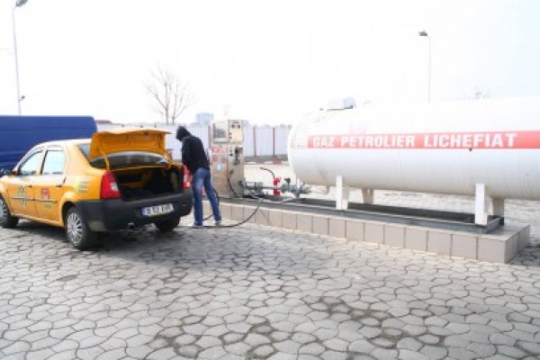 VESTE BUNĂ. A scăzut preţul celui mai ieftin carburant